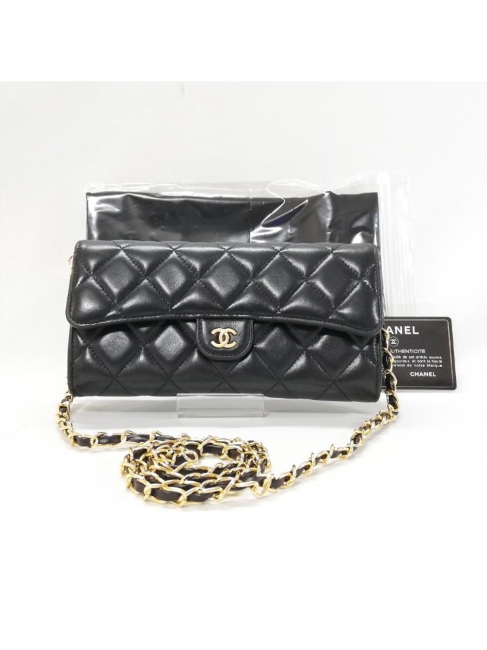 Chanel Class Lambskin Quilted Wallet Black